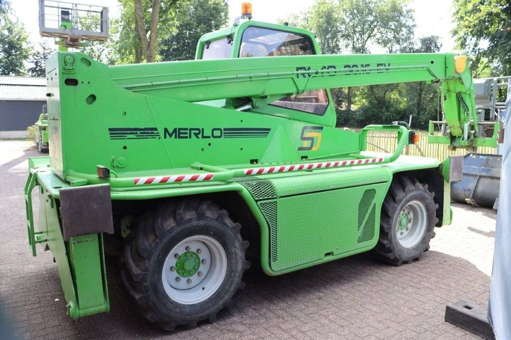Teleskoplader du type Merlo ROTO 30.16-EV, Gebrauchtmaschine en Antwerpen (Photo 7)