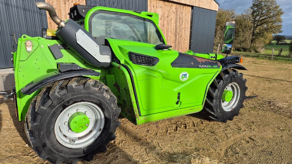 Teleskoplader des Typs Merlo TF 33 7 115 L surbaissé, Gebrauchtmaschine in CHOLET (Bild 2)