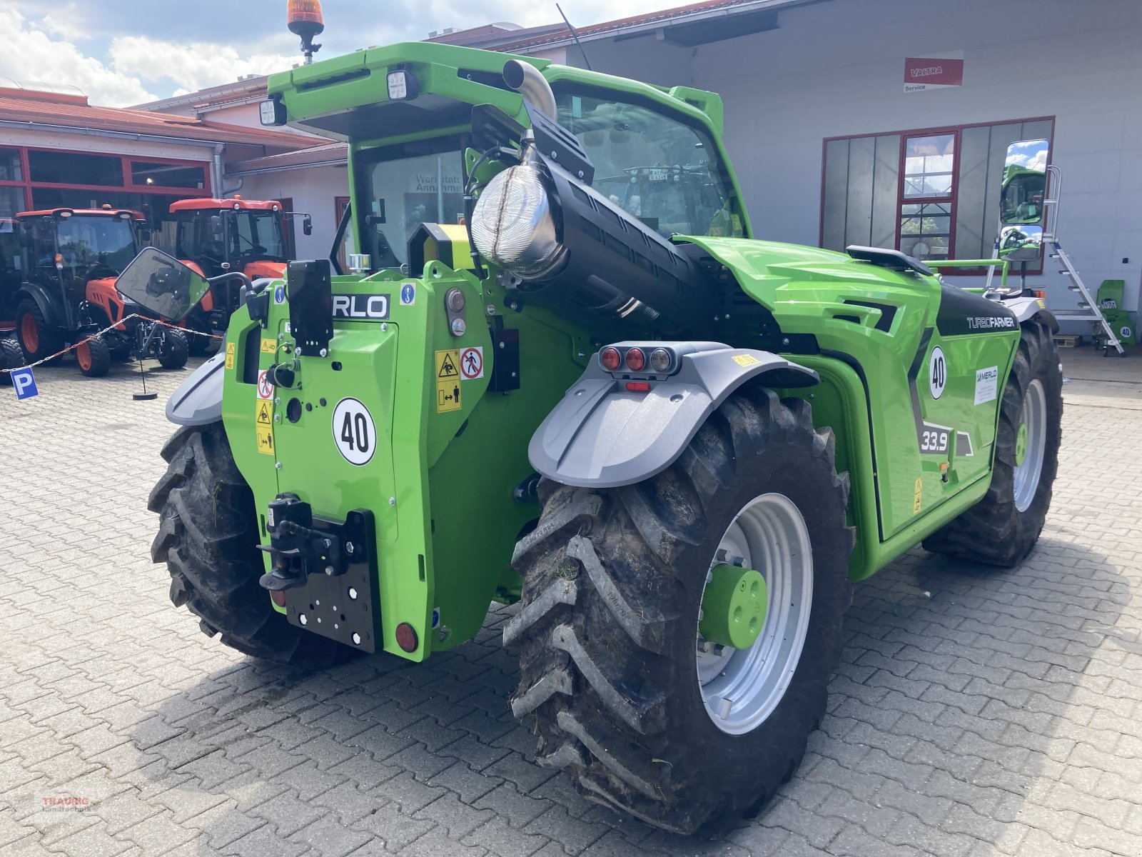 Teleskoplader of the type Merlo TF 33.9-140 m- Klima, Neumaschine in Mainburg/Wambach (Picture 10)