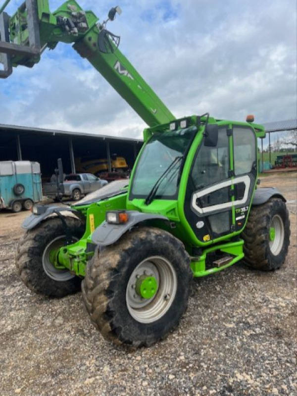 Teleskoplader du type Merlo TF 35.7-140 CS, Gebrauchtmaschine en CHAMPLECY (Photo 1)