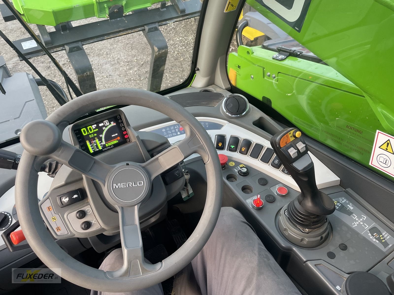 Teleskoplader του τύπου Merlo TF 35.7 CS-140, Vorführmaschine σε Pattigham (Φωτογραφία 15)