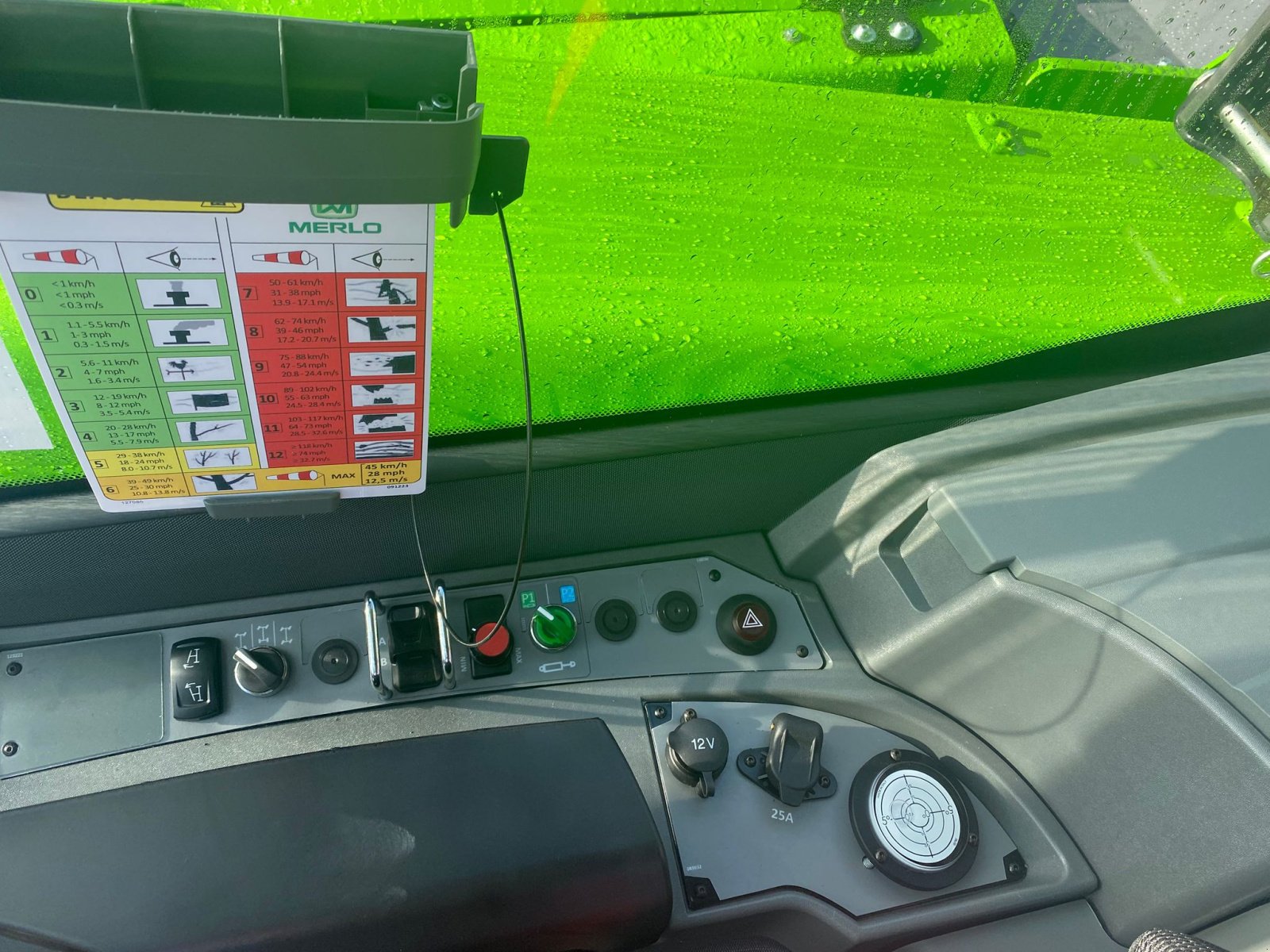 Teleskoplader of the type Merlo TF 38.10 - TT 136, Neumaschine in Klempau (Picture 11)