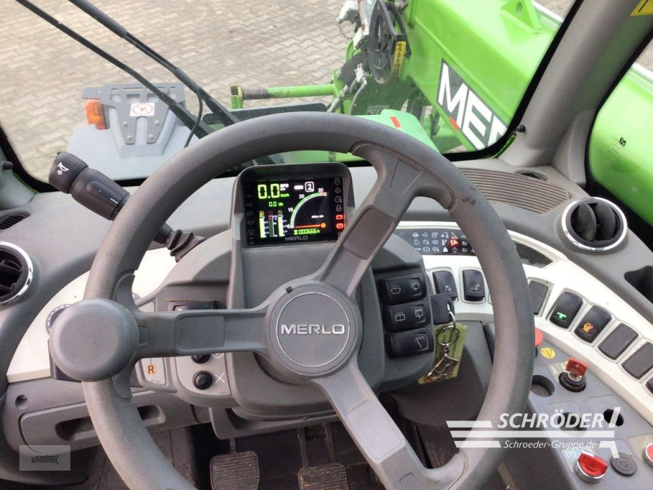 Teleskoplader of the type Merlo TF 42.7 - 136, Gebrauchtmaschine in Jerichow - Kleinmangelsdorf (Picture 2)