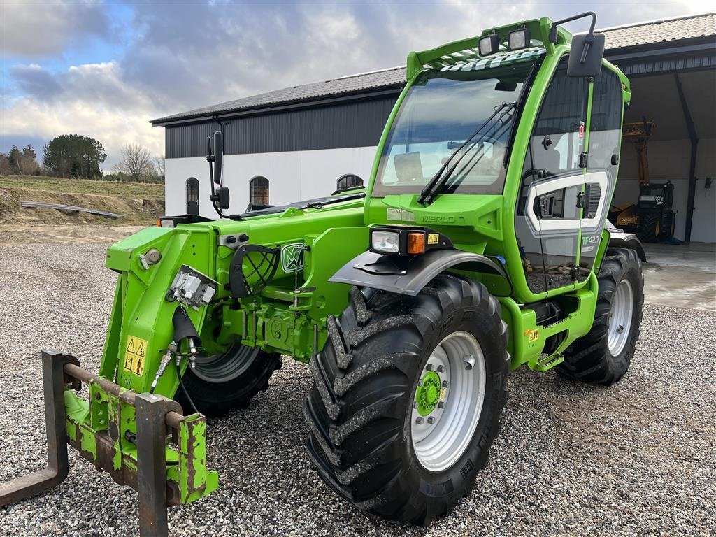 Teleskoplader of the type Merlo TF 42.7, Gebrauchtmaschine in Mariager (Picture 2)