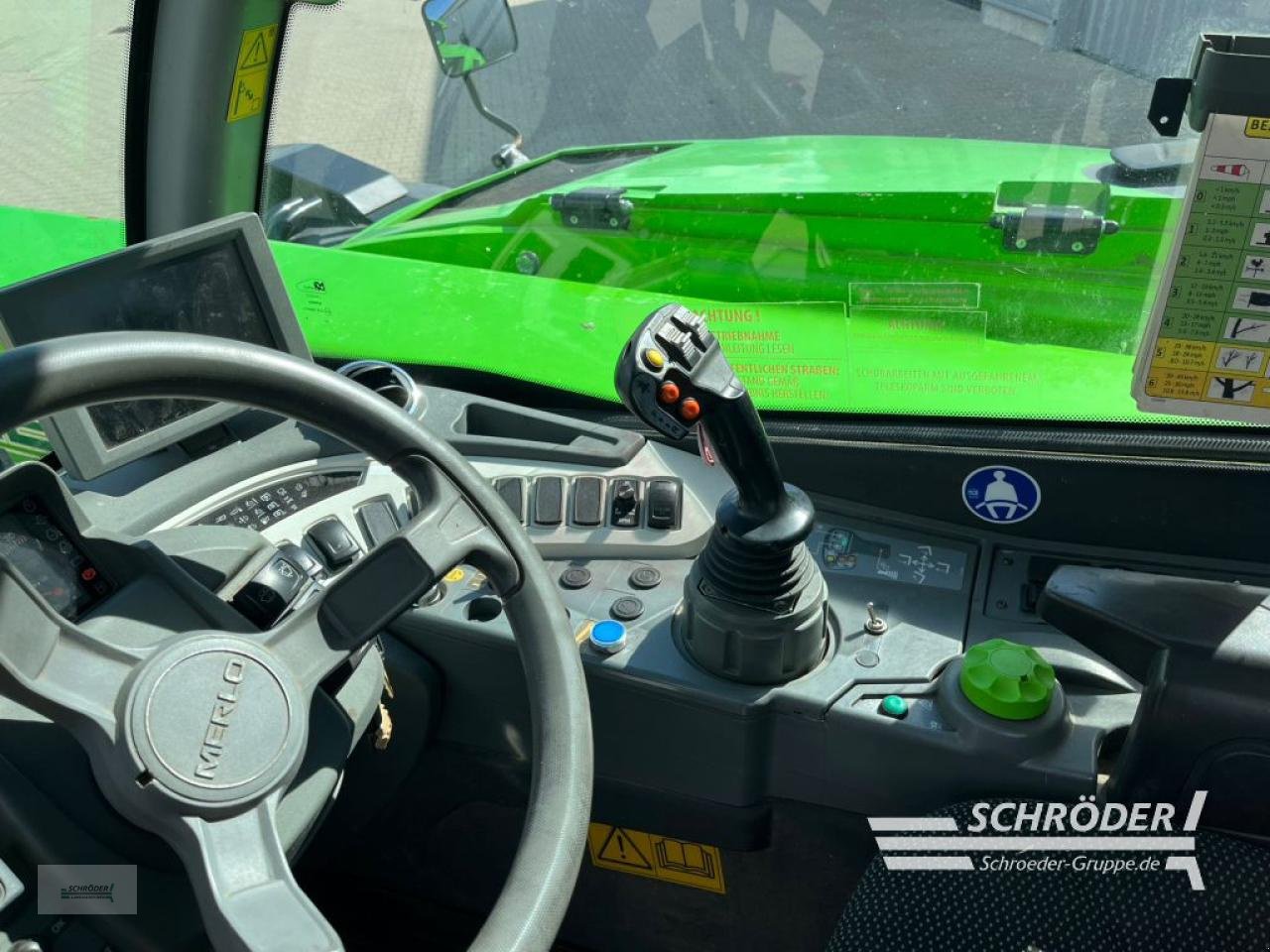 Teleskoplader of the type Merlo TF 50.8 T - 170, Gebrauchtmaschine in Scharrel (Picture 13)