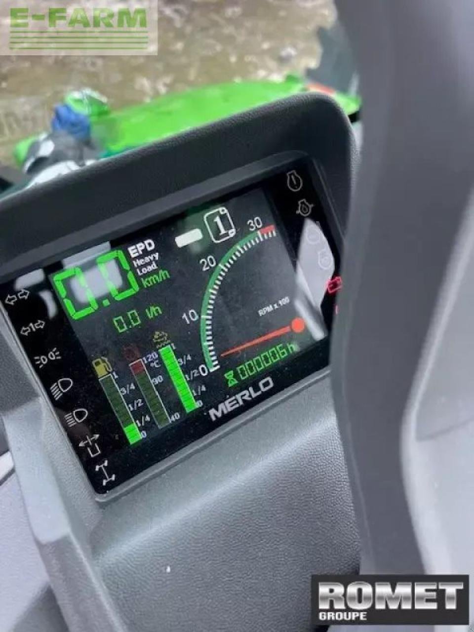 Teleskoplader типа Merlo tf33-7-115, Gebrauchtmaschine в GENNES-SUR-GLAIZE (Фотография 1)