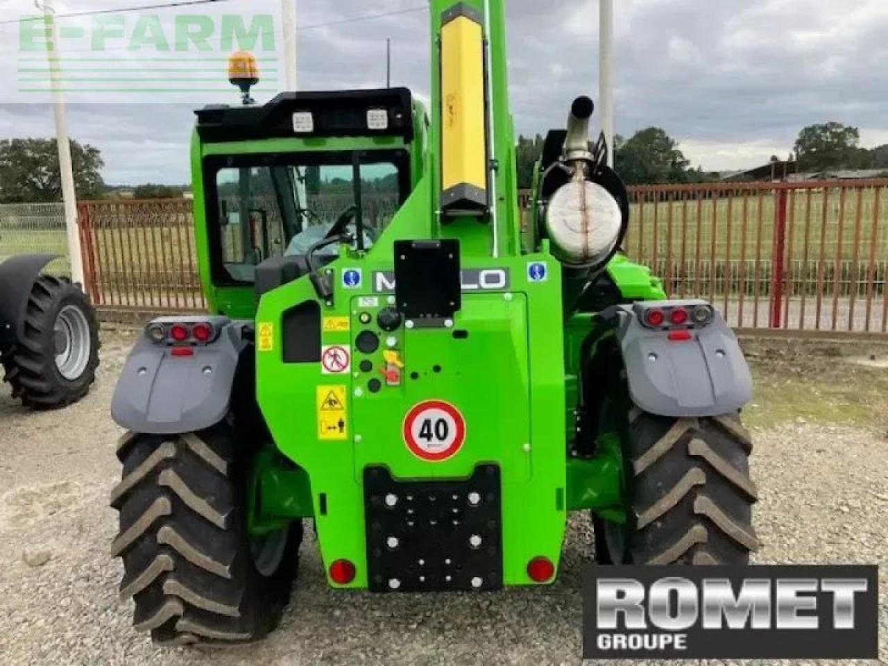 Teleskoplader типа Merlo tf33-7-115, Gebrauchtmaschine в GENNES-SUR-GLAIZE (Фотография 5)