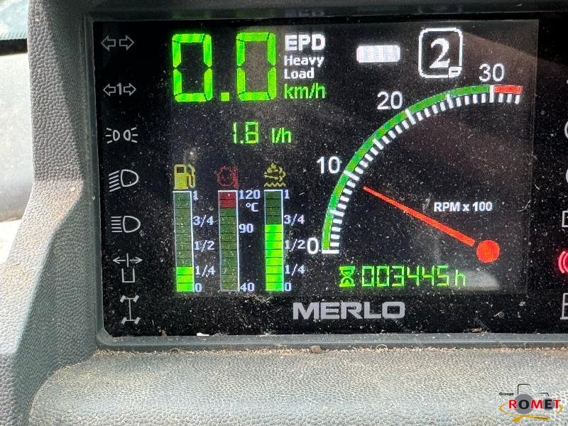 Teleskoplader of the type Merlo TF35-7-115-CS, Gebrauchtmaschine in Gennes sur glaize (Picture 8)