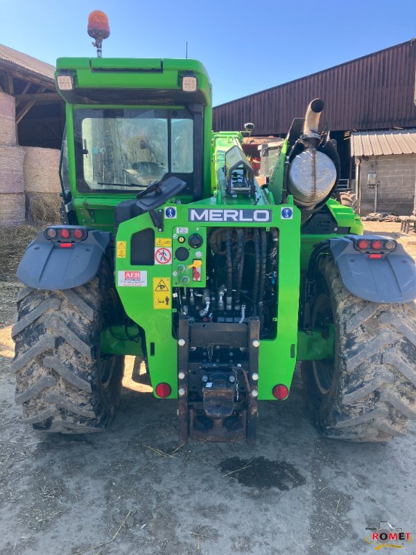 Teleskoplader of the type Merlo TF35-7-140-CS, Gebrauchtmaschine in Gennes sur glaize (Picture 9)