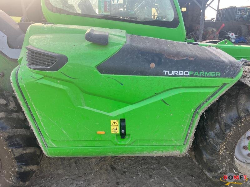 Teleskoplader du type Merlo TF42-7-140-CS, Gebrauchtmaschine en Gennes sur glaize (Photo 6)