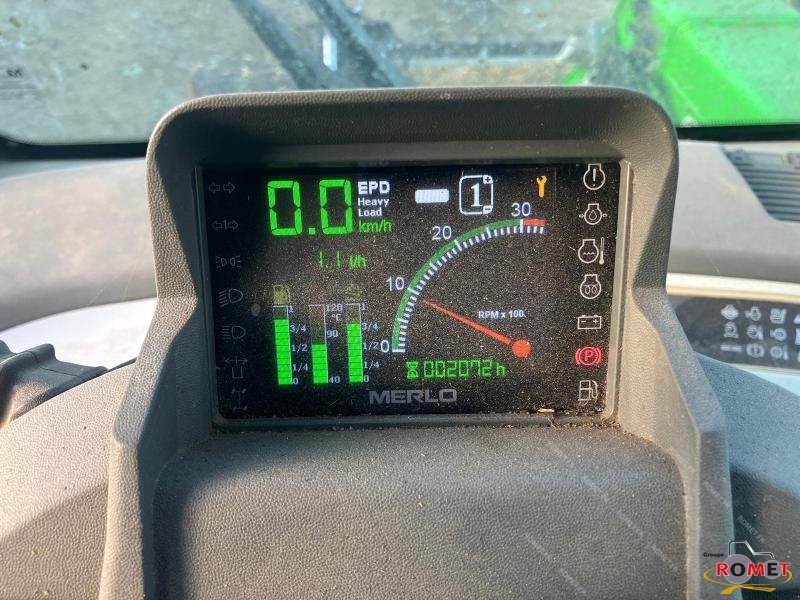 Teleskoplader del tipo Merlo TF42-7-140-CS, Gebrauchtmaschine In Gennes sur glaize (Immagine 6)