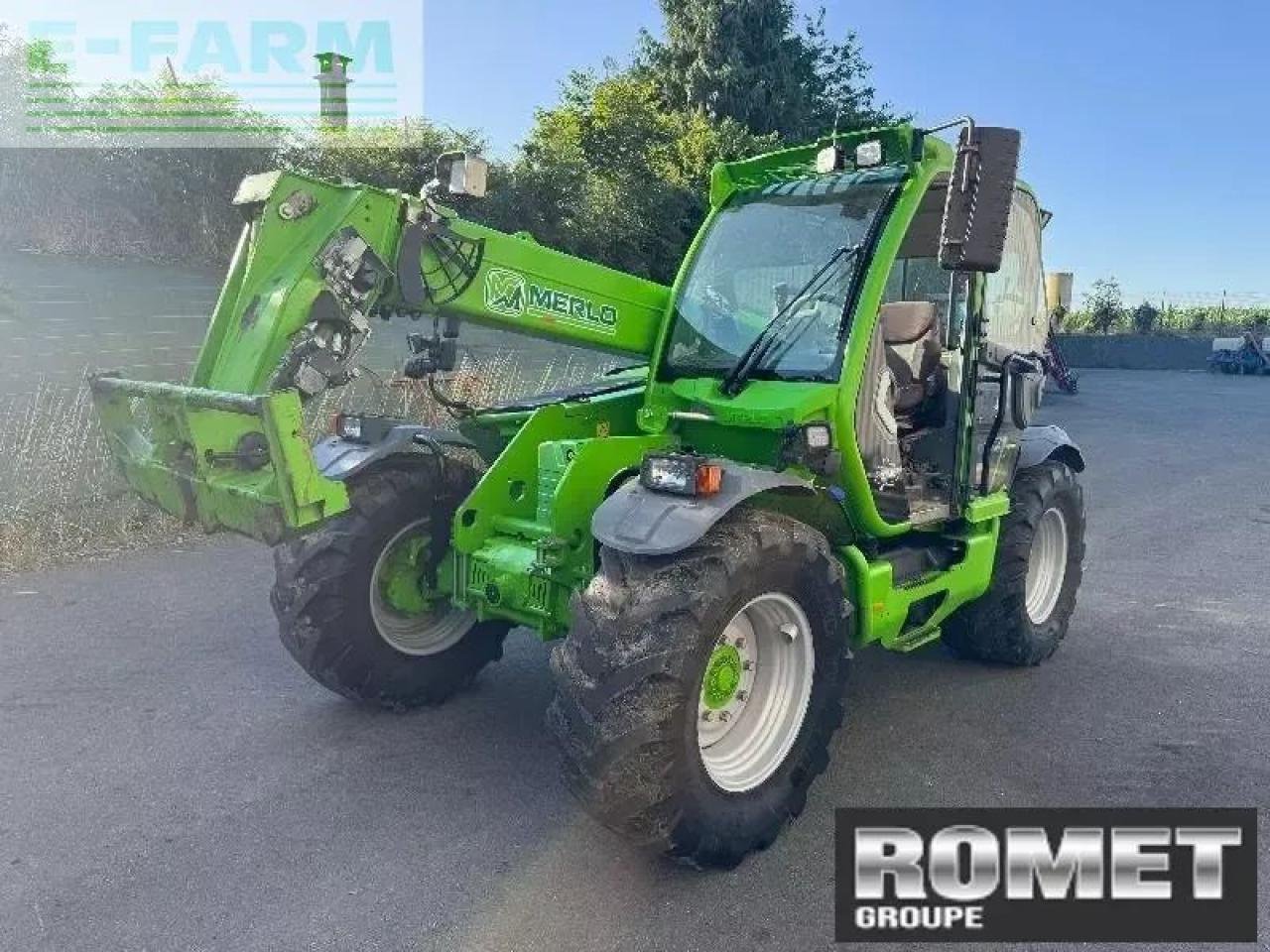 Teleskoplader des Typs Merlo tf42-7-145-cs, Gebrauchtmaschine in GENNES-SUR-GLAIZE (Bild 3)