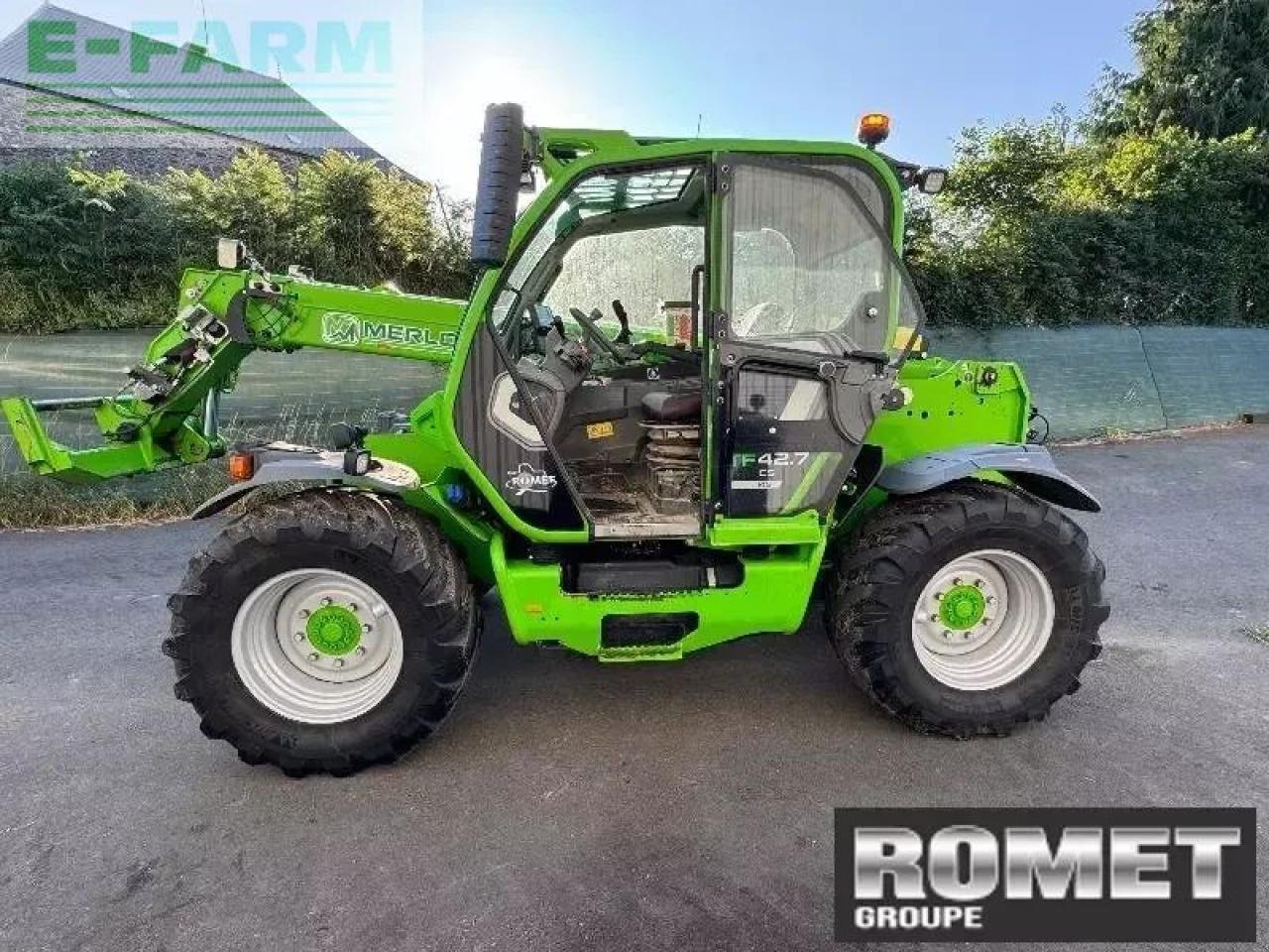 Teleskoplader des Typs Merlo tf42-7-145-cs, Gebrauchtmaschine in GENNES-SUR-GLAIZE (Bild 5)