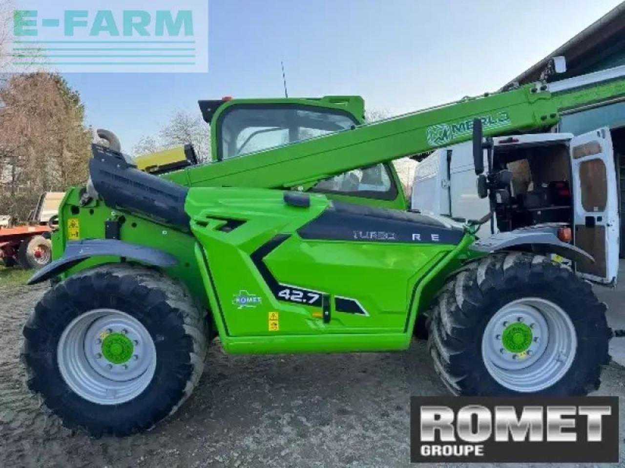 Teleskoplader des Typs Merlo tf42-7-145-cs, Gebrauchtmaschine in GENNES-SUR-GLAIZE (Bild 8)