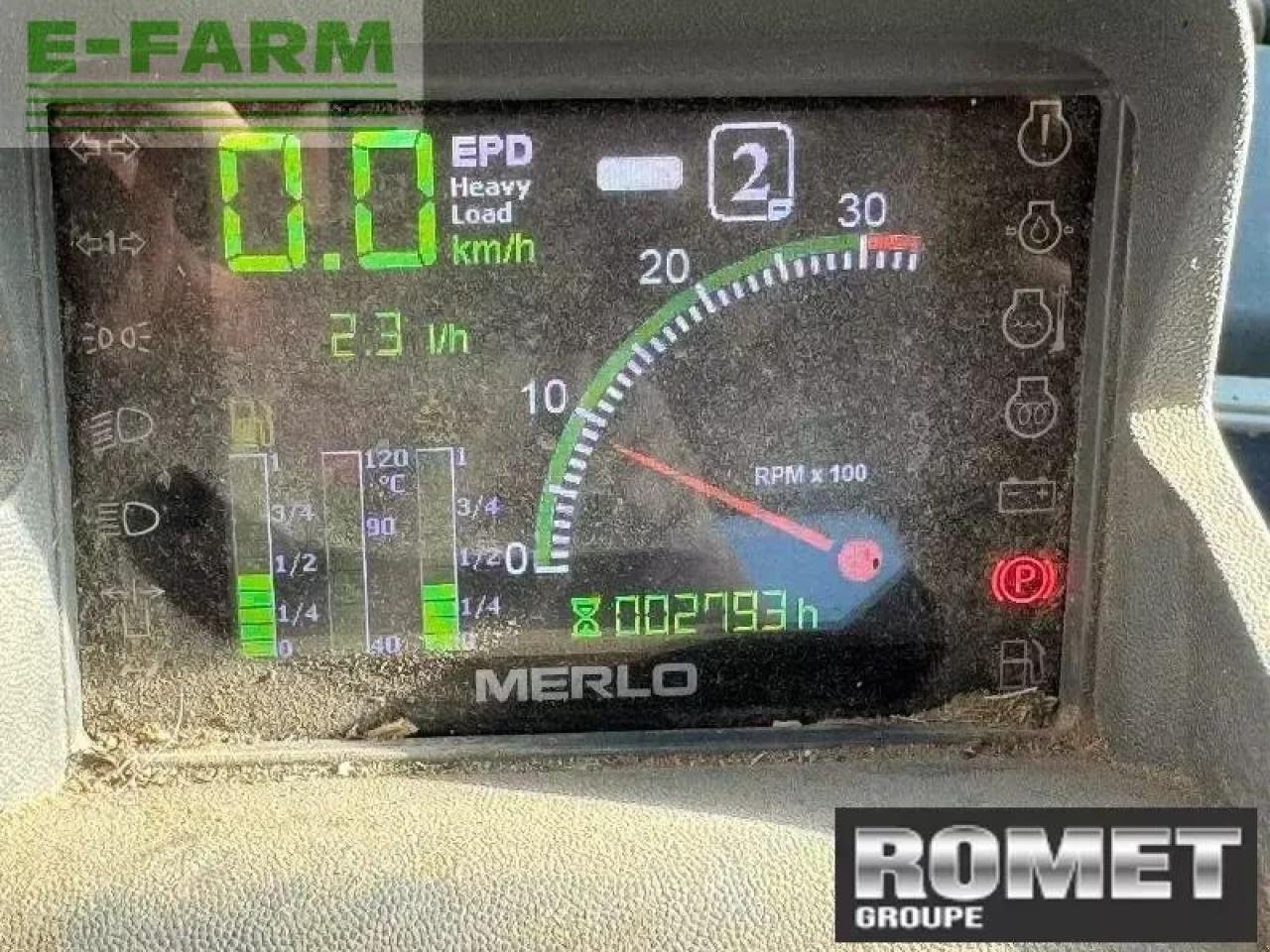 Teleskoplader des Typs Merlo tf42-7-145-cs, Gebrauchtmaschine in GENNES-SUR-GLAIZE (Bild 10)