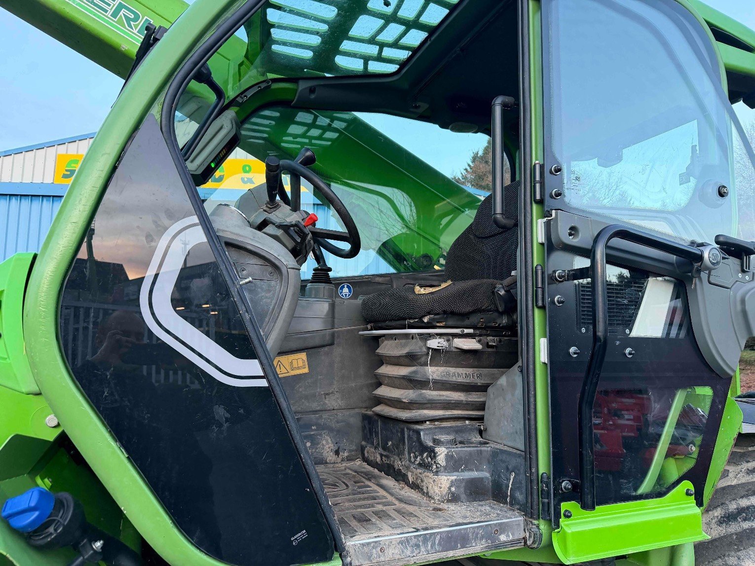 Teleskoplader typu Merlo TF42.7CS-140, Gebrauchtmaschine w LA SOUTERRAINE (Zdjęcie 10)