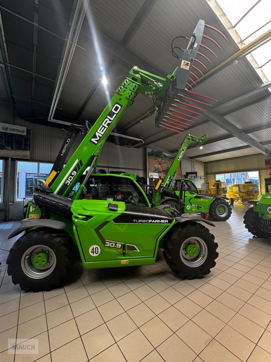 Teleskoplader of the type Merlo Turbofarmer TF30.9 115PS, Neumaschine in Burgkirchen (Picture 3)