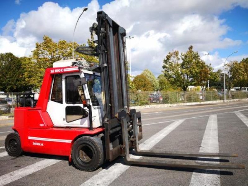 Teleskoplader typu Mora M100C, Gebrauchtmaschine w senlis (Zdjęcie 3)