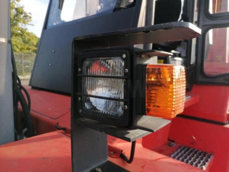 Teleskoplader от тип Mora M180C, Gebrauchtmaschine в senlis (Снимка 8)