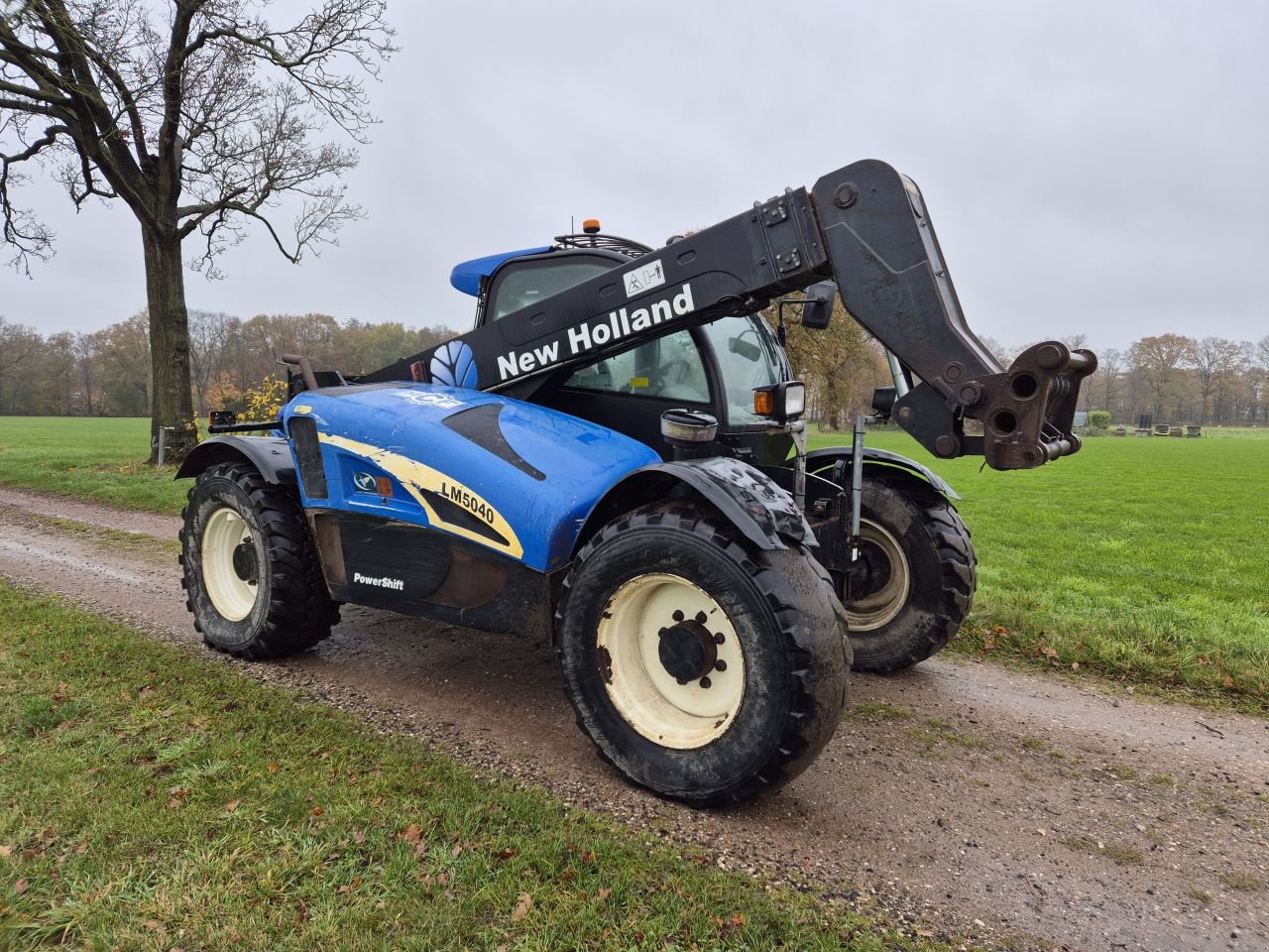 Teleskoplader typu New Holland LM 5040, Gebrauchtmaschine v Fleringen (Obrázek 2)
