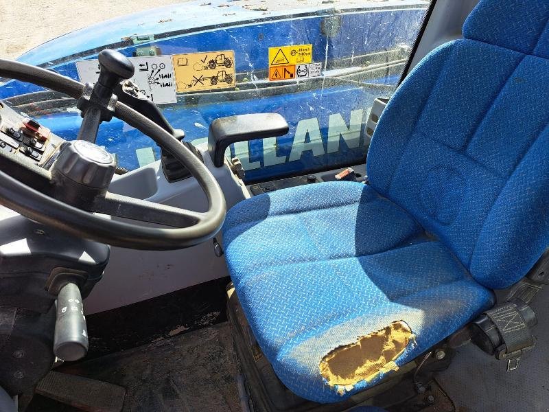 Teleskoplader typu New Holland LM 7,35, Gebrauchtmaschine v CORNY MACHEROMENIL (Obrázek 6)