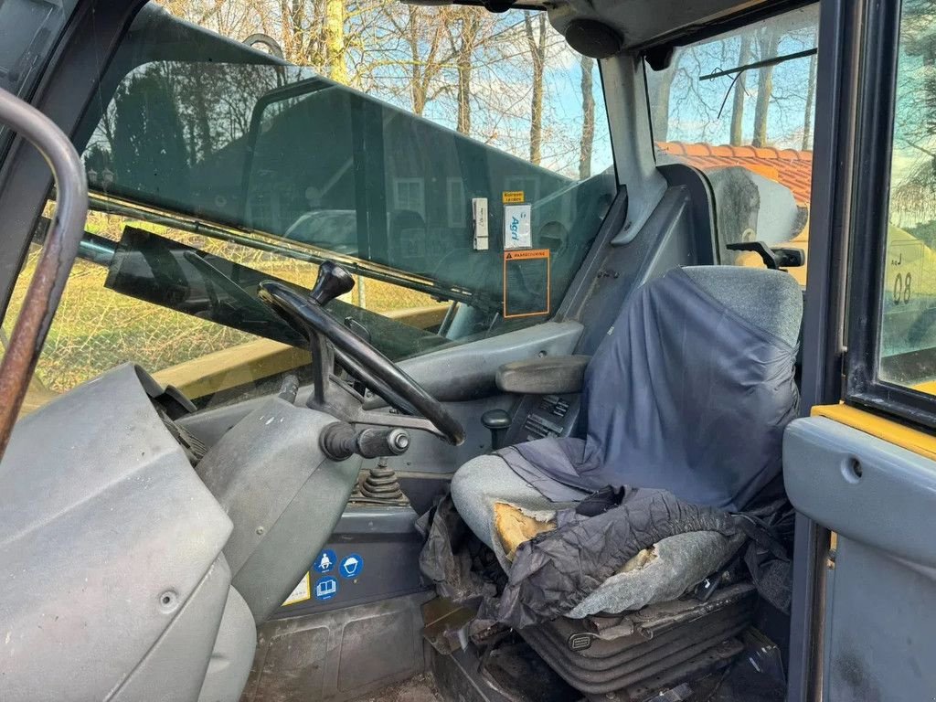 Teleskoplader typu New Holland lm410 verreiker shovel loader, Gebrauchtmaschine v Harskamp (Obrázek 8)