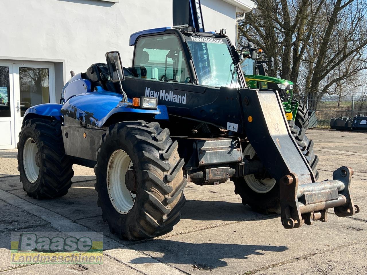 Teleskoplader типа New Holland LM435 A PowerShuttle 110, Gebrauchtmaschine в Holthof (Фотография 4)