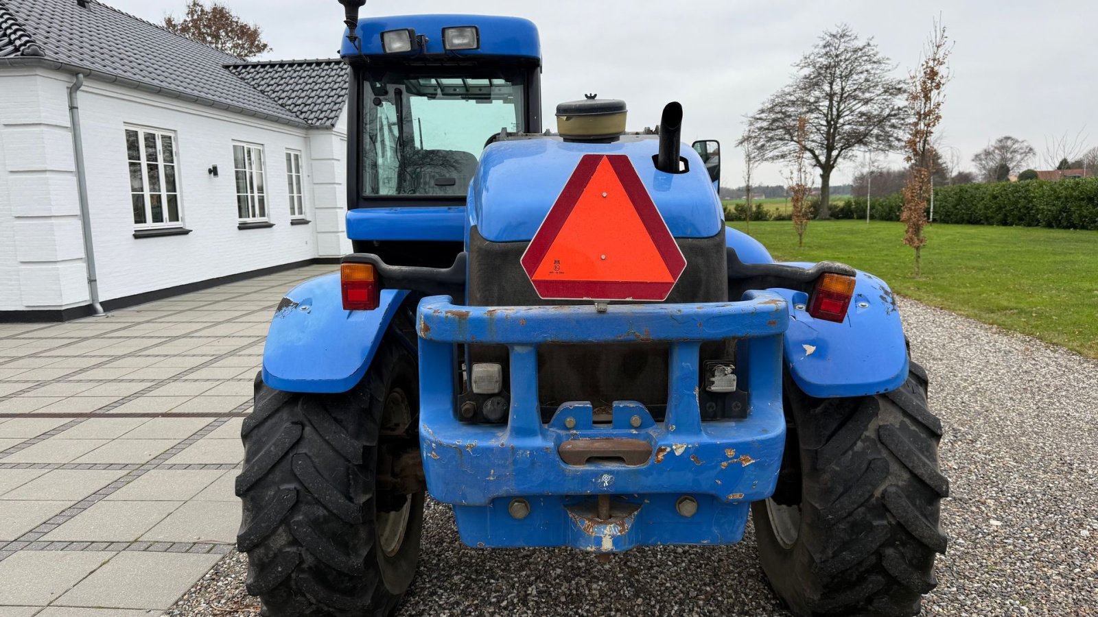 Teleskoplader от тип New Holland LM435A, Gebrauchtmaschine в Gjerlev J. (Снимка 3)