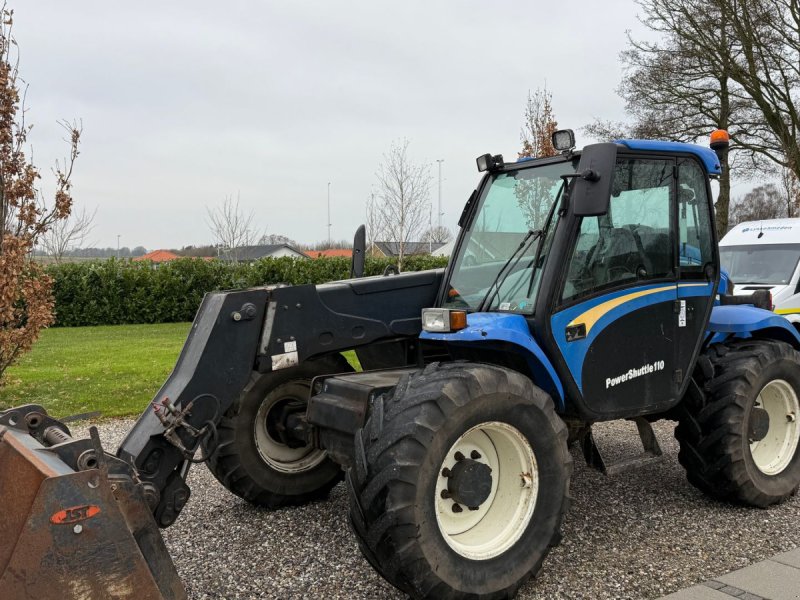 Teleskoplader от тип New Holland LM435A, Gebrauchtmaschine в Gjerlev J.