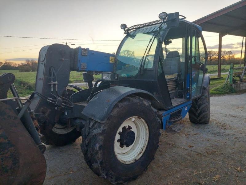 Teleskoplader del tipo New Holland LM5040, Gebrauchtmaschine In ANTIGNY (Immagine 1)