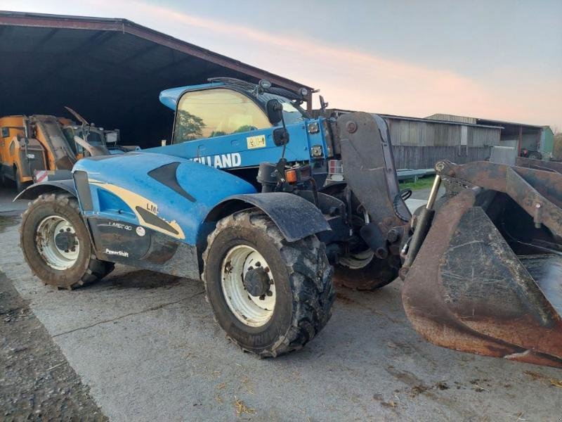 Teleskoplader del tipo New Holland LM5040, Gebrauchtmaschine In ANTIGNY (Immagine 2)