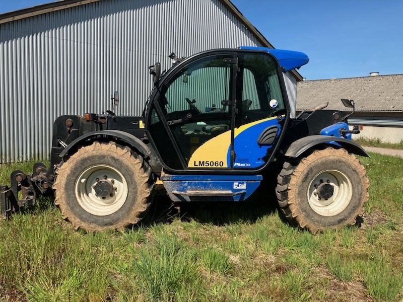 Teleskoplader of the type New Holland LM5060, Gebrauchtmaschine in Aabenraa (Picture 3)