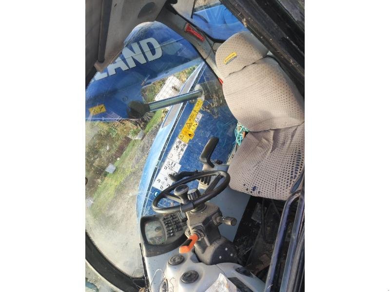 Teleskoplader типа New Holland LM7-35, Gebrauchtmaschine в ANTIGNY (Фотография 5)