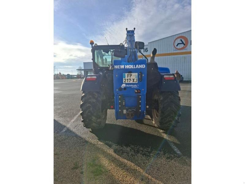 Teleskoplader van het type New Holland LM7-42, Gebrauchtmaschine in ANTIGNY (Foto 7)