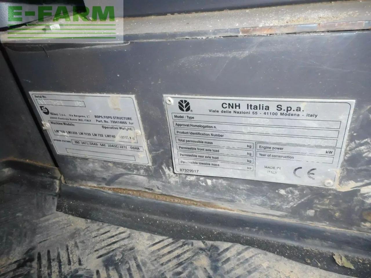 Teleskoplader typu New Holland lm732 mit schaufel und gabel, Gebrauchtmaschine v ST. NIKOLAI/DR. (Obrázek 12)