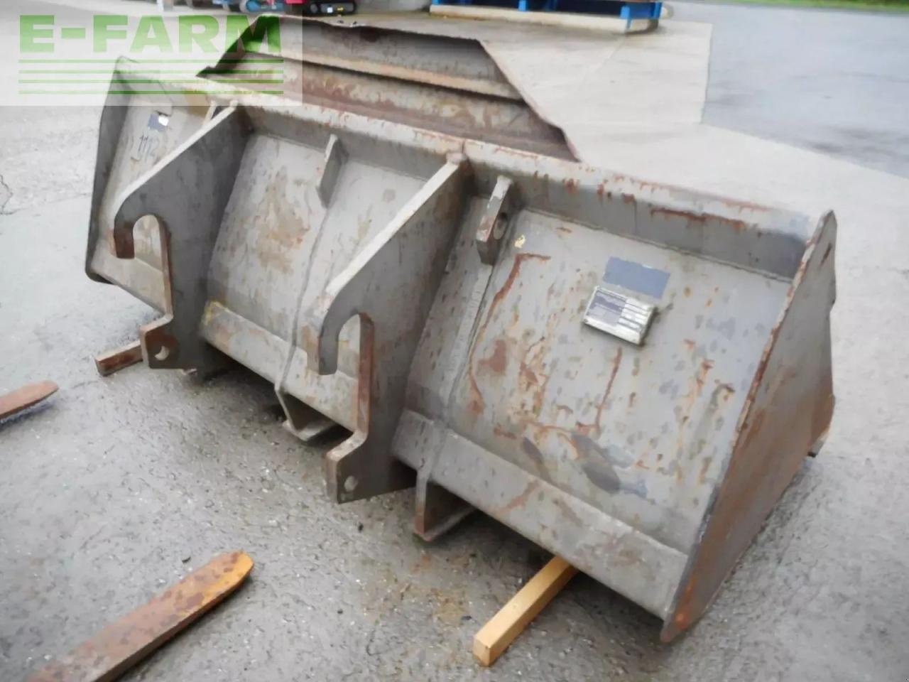 Teleskoplader typu New Holland lm732 mit schaufel und gabel, Gebrauchtmaschine v ST. NIKOLAI/DR. (Obrázek 16)