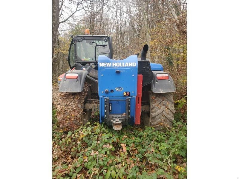 Teleskoplader типа New Holland LM7.42, Gebrauchtmaschine в BRAY en Val (Фотография 4)