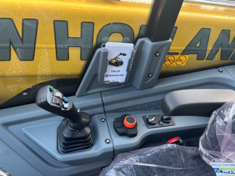 Teleskoplader of the type New Holland TH 6.26, Gebrauchtmaschine in Rødding (Picture 7)