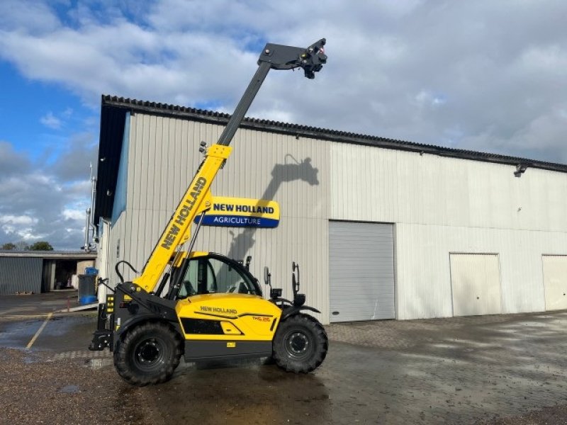 Teleskoplader of the type New Holland TH 6.26, Gebrauchtmaschine in Rødding (Picture 3)