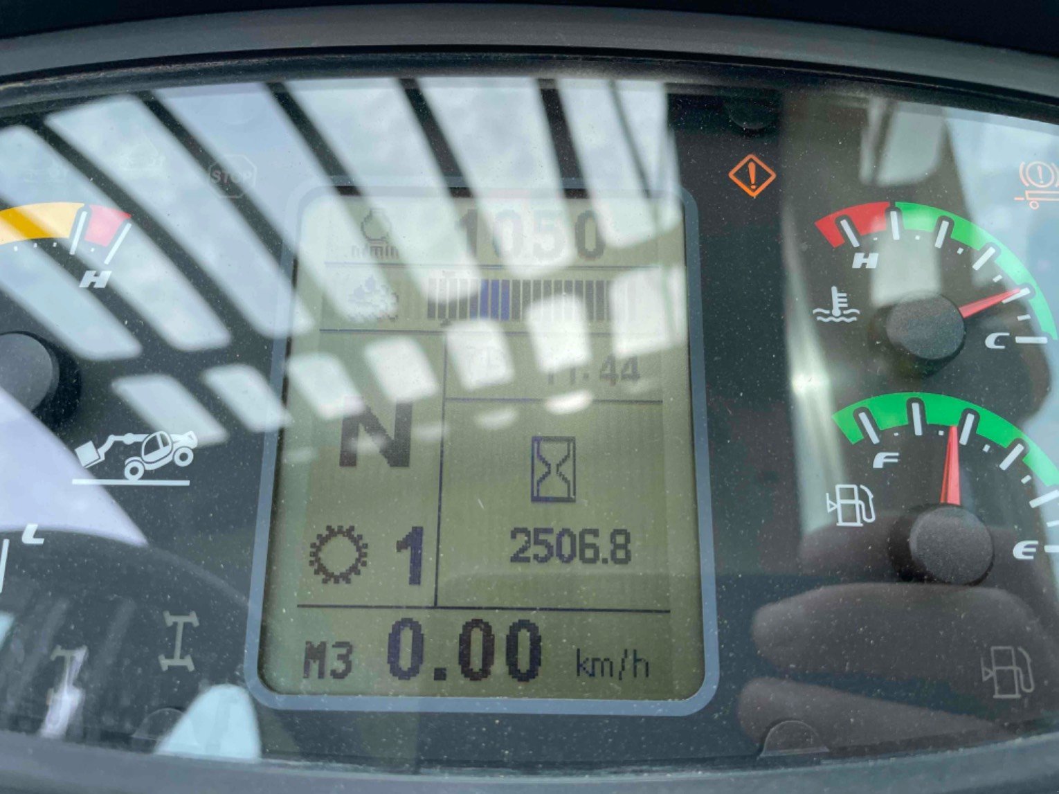 Teleskoplader Türe ait New Holland TH 7.37 ELITE, Gebrauchtmaschine içinde LA SOUTERRAINE (resim 11)