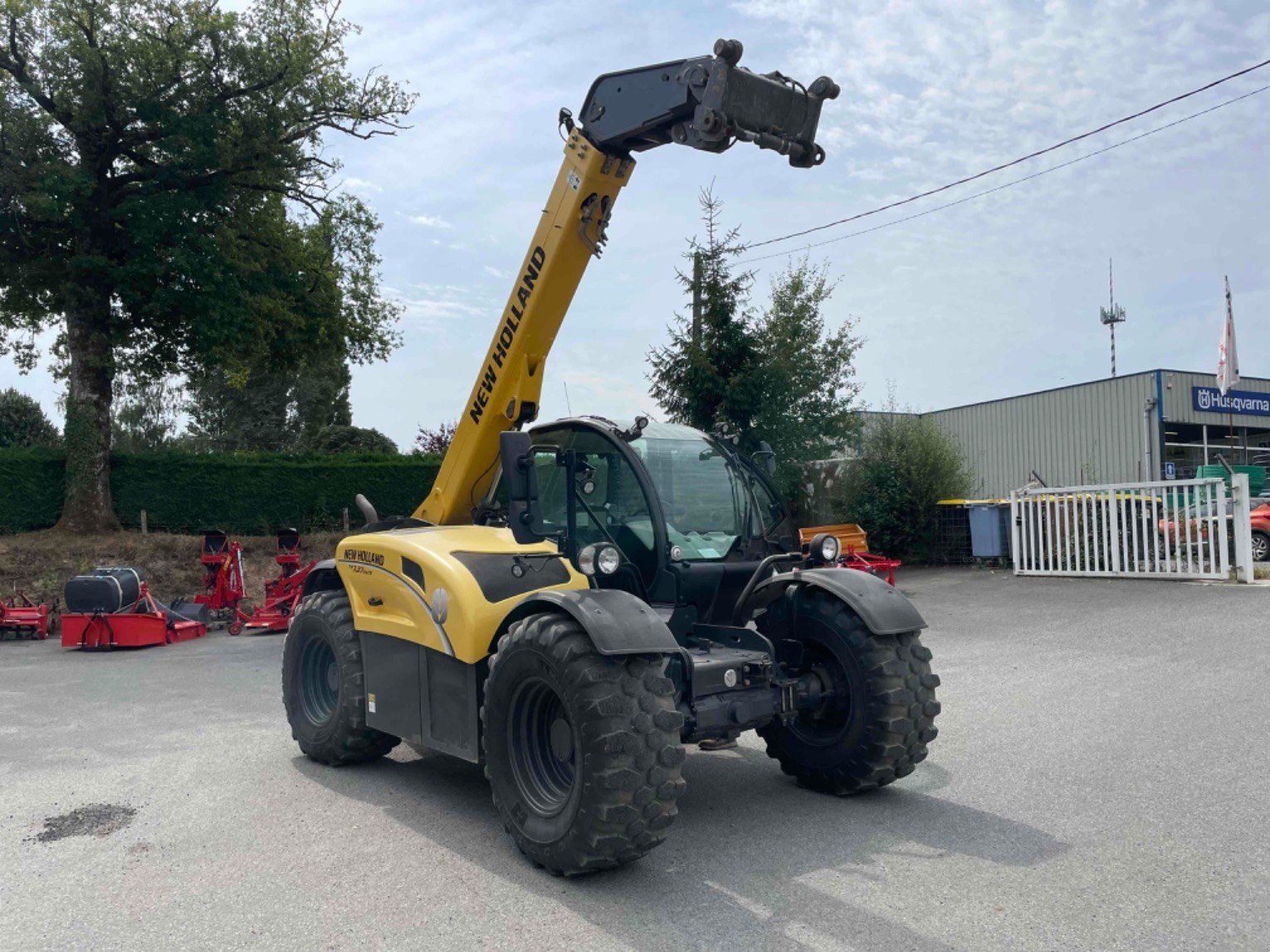 Teleskoplader du type New Holland TH 7.37 ELITE, Gebrauchtmaschine en LA SOUTERRAINE (Photo 8)