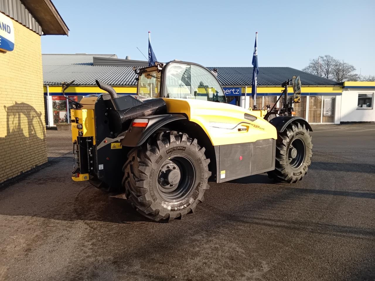 Teleskoplader от тип New Holland TH 7.37, Gebrauchtmaschine в Maribo (Снимка 2)