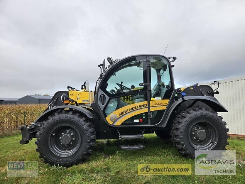 Teleskoplader des Typs New Holland TH 7.42 ELITE, Vorführmaschine in Heinbockel-Hagenah (Bild 1)