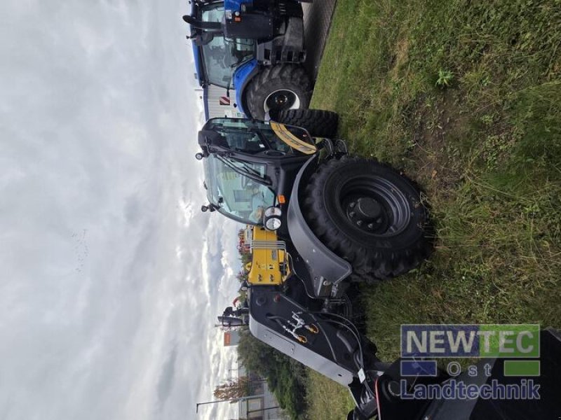 Teleskoplader des Typs New Holland TH 7.42 ELITE, Gebrauchtmaschine in Calbe-Saale (Bild 1)