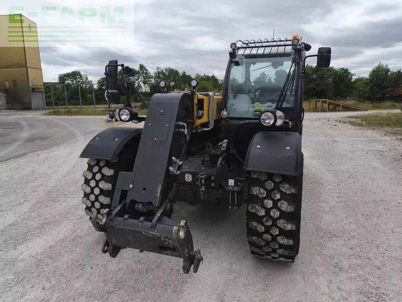 Teleskoplader typu New Holland th 7.42 elite, Gebrauchtmaschine v CHAUVONCOURT (Obrázek 4)