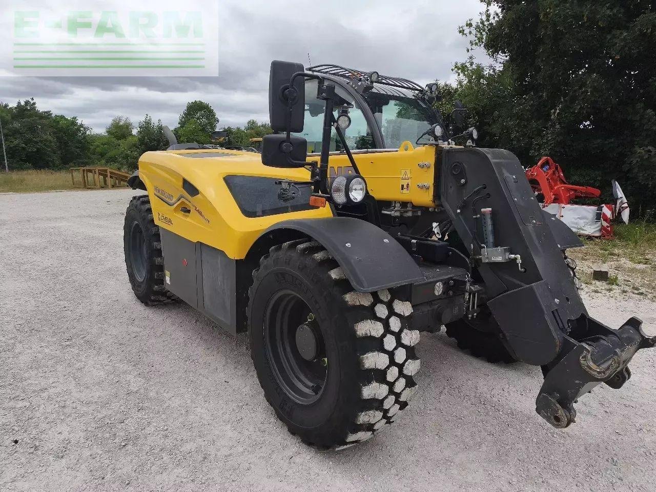 Teleskoplader typu New Holland th 7.42 elite, Gebrauchtmaschine v CHAUVONCOURT (Obrázek 5)