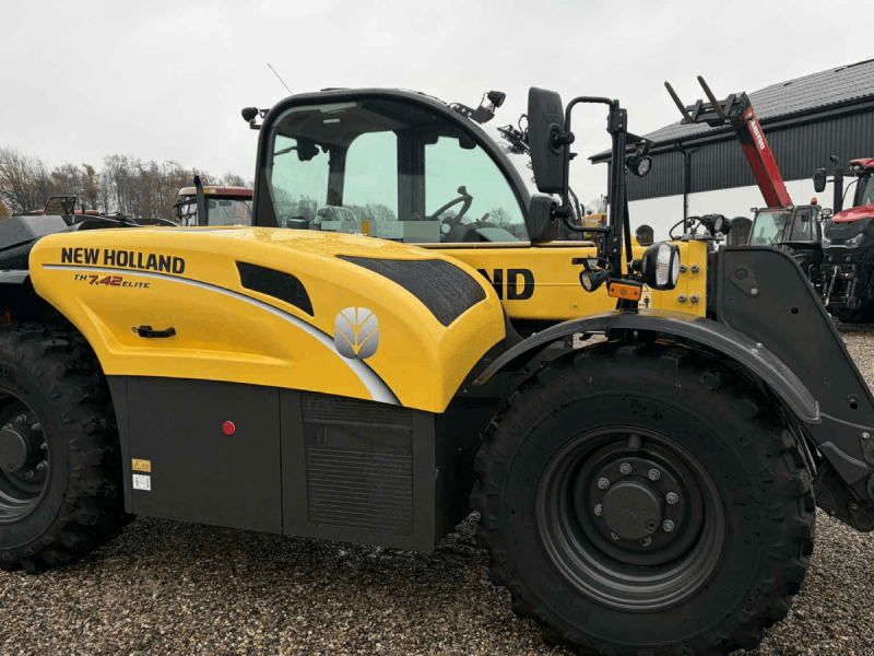 Teleskoplader Türe ait New Holland TH 7.42 Elite, Gebrauchtmaschine içinde Mariager (resim 1)