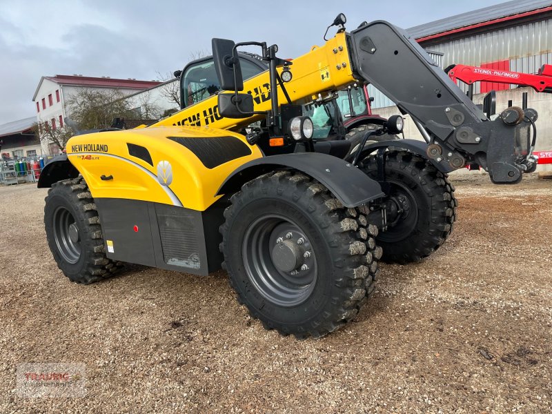 Teleskoplader des Typs New Holland TH 7.42 Elite, Gebrauchtmaschine in Mainburg/Wambach (Bild 1)