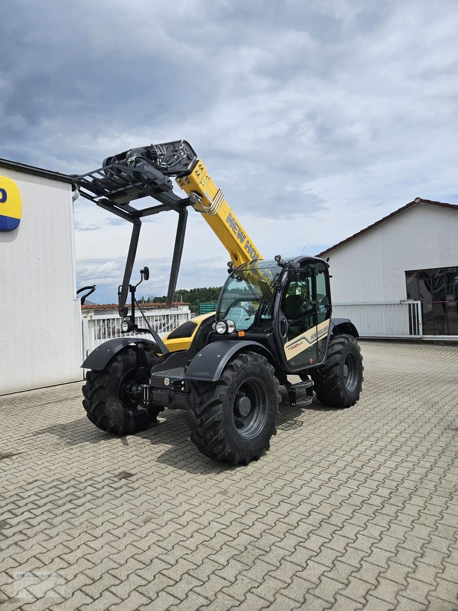 Teleskoplader typu New Holland TH 7.42 Plus, Gebrauchtmaschine v Erlbach (Obrázek 2)