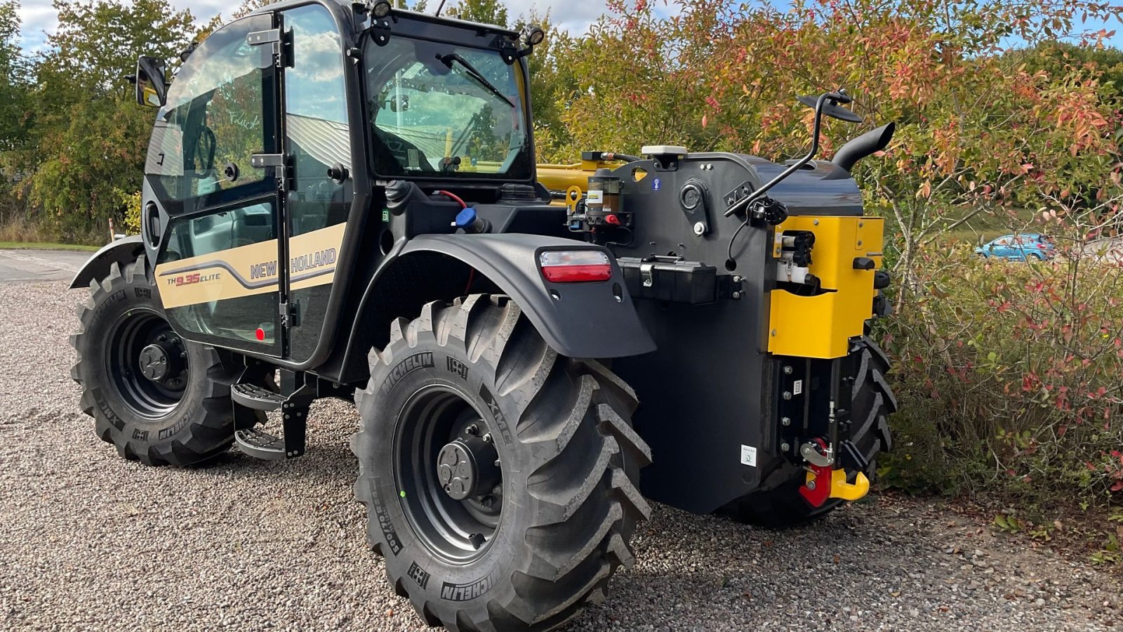 Teleskoplader of the type New Holland TH 9.35 ELITE, Gebrauchtmaschine in Maribo (Picture 3)